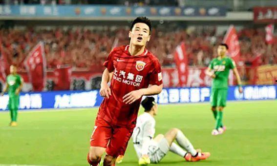 武磊球场爆料最新消息,揭秘赛场幕后故事